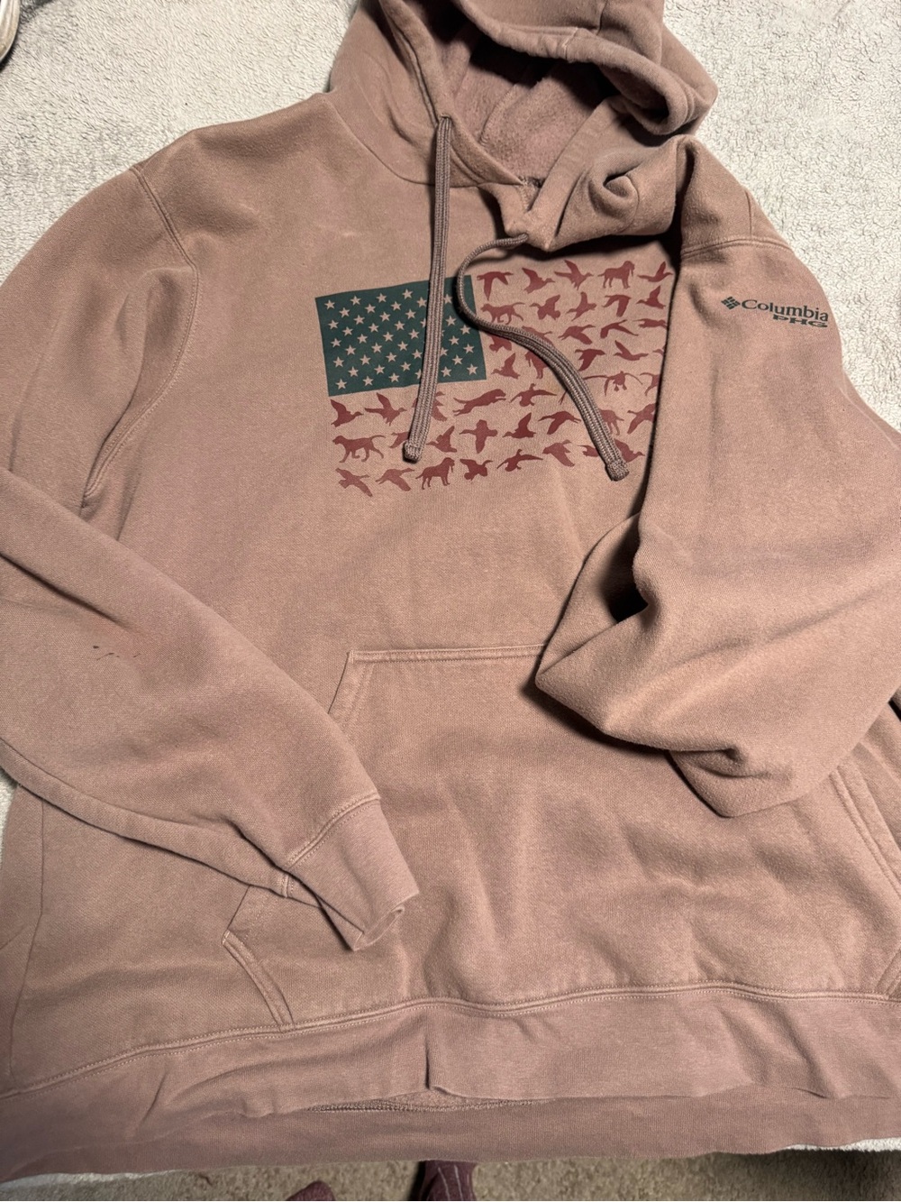 Columbia Men's Mauve Pullover Hoodie with Flag & Duck Graphic